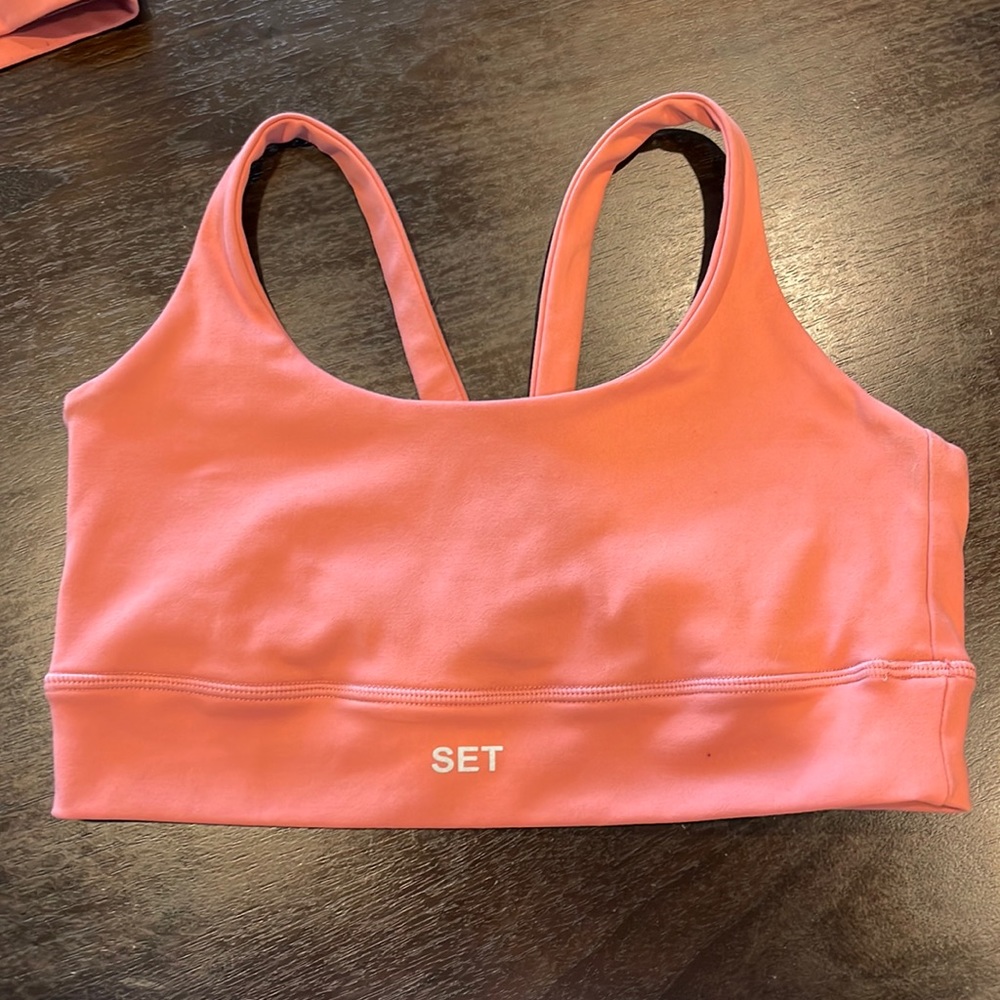 SET Active Luxform scoop y bra. Coral color and size medium